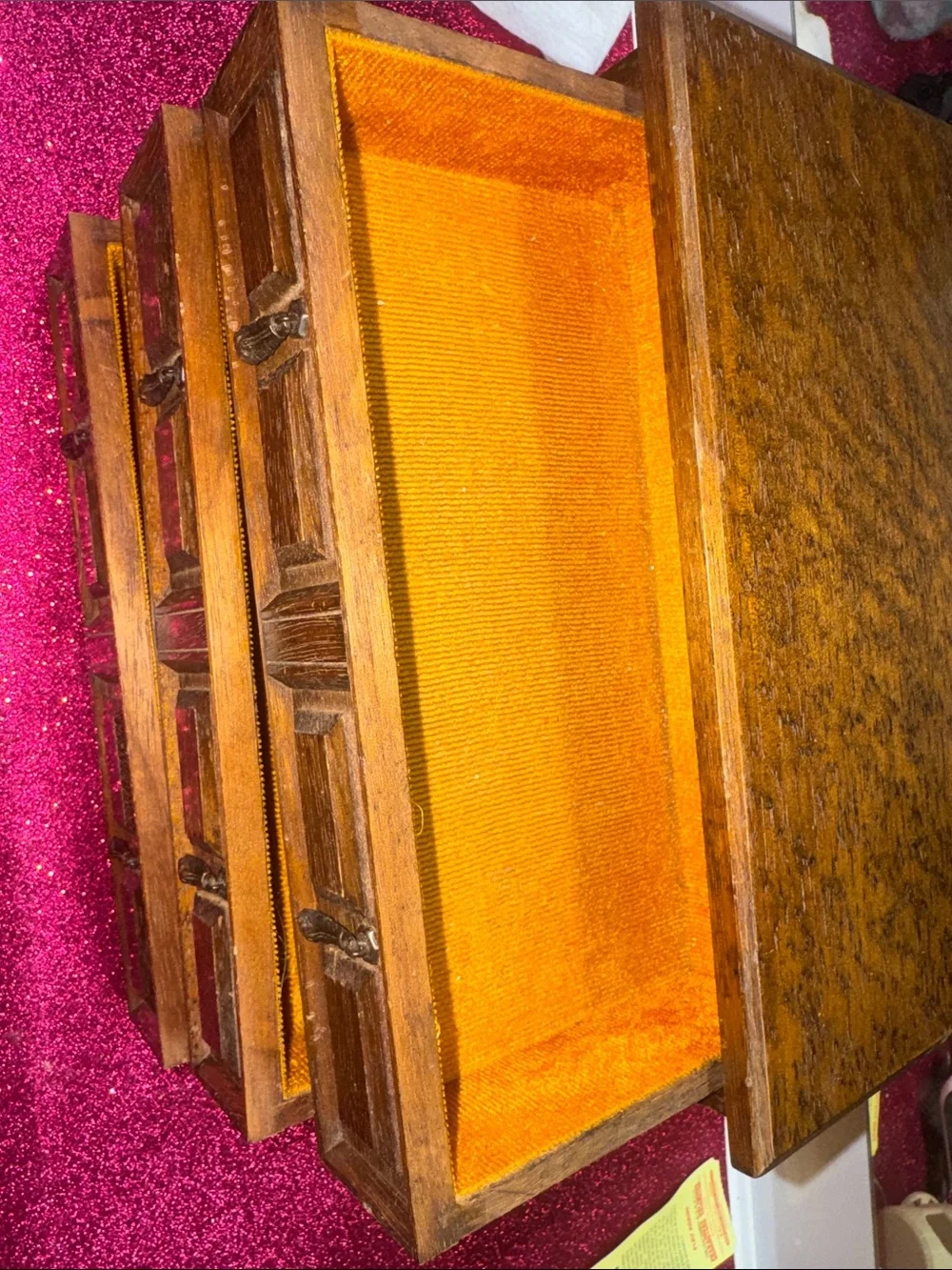 Vintage/retro  Merle jewelry box